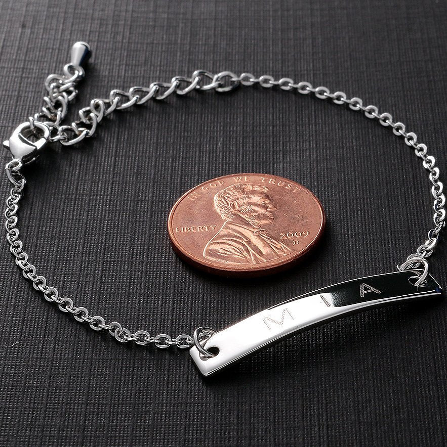 Simple & Minimal Bracelet - Personalized gift